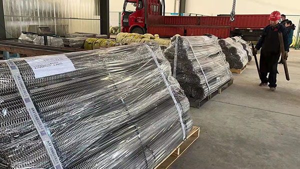 釬焊爐網(wǎng)帶究竟用什么樣的材質和結構好？